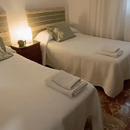 Apartment Amplio Plaza Nueva