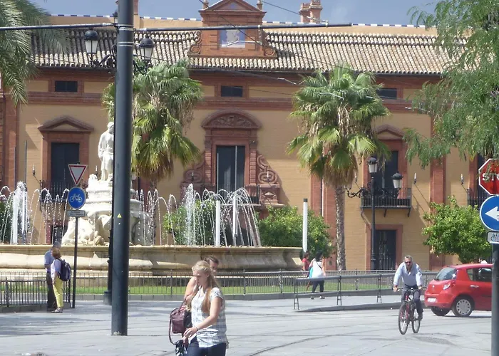 Amplio Plaza Nueva