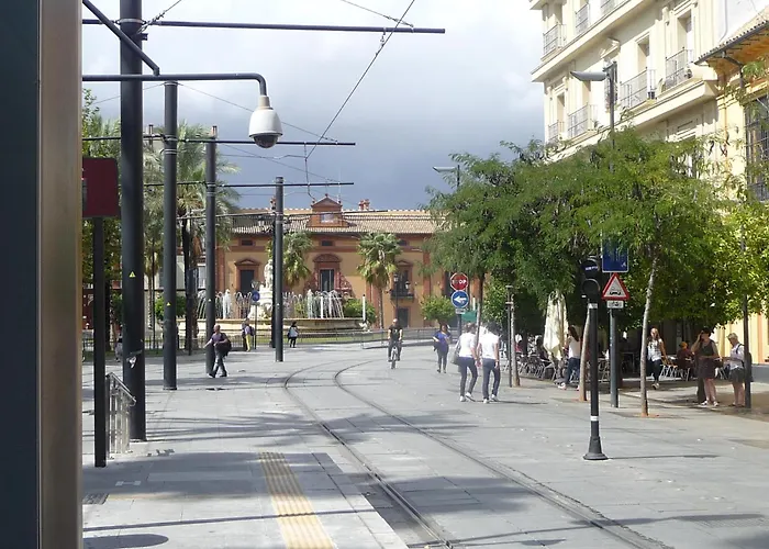 Amplio Plaza Nueva 아파트 *